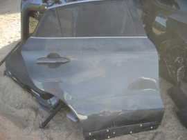 Toyota Venza - Door Glass right rear quarter glass